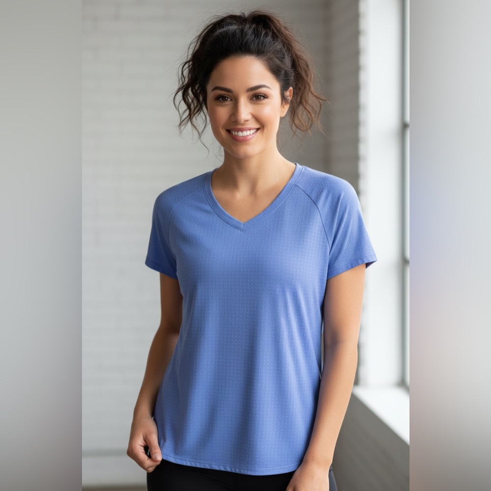 Lilac Hind Activewear Top size Medium - M-12